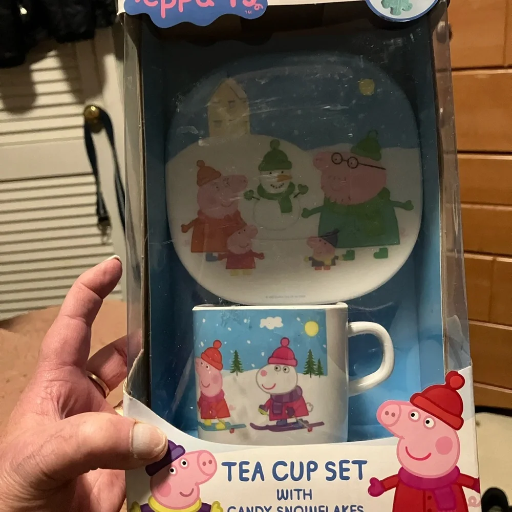 Peppa Pig Tea Cup Set - Picture 6 of 8